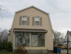 28 Wade St, Newton, MA 02461-1715
