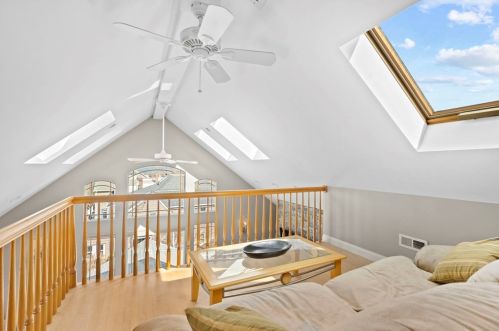 35 Monmouth St, Quincy MA 02171-1067 exterior