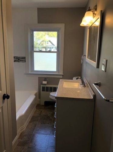 1192 Robeson St, Fall River MA  02720-5508 exterior