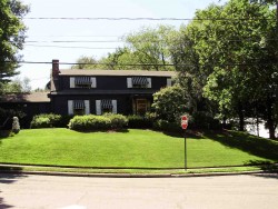 97 Hartman Rd, Newton, MA 02459-2850