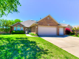 1824 176th Ter, Edmond, OK 73012-6960