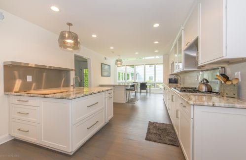 125 Bridges Rd, Little Silver NJ 07739-1634 exterior