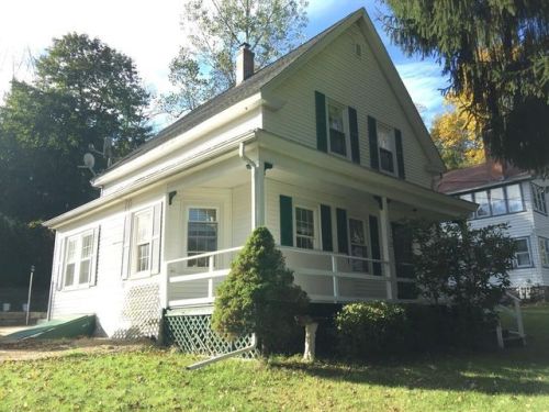 187 Olean St, Worcester MA  01602-4144 exterior