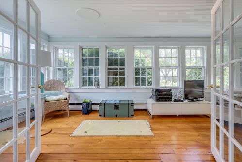 75 Main St, Chatham MA 02633-2419 exterior