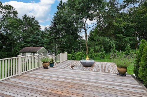 8 Seaview Ln, Newbury MA  01951-2312 exterior