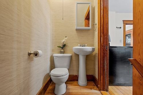 442 Central St, Winchendon MA 01475-1607 exterior