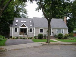 41 Albert Rd, Newton, MA 02466-1302