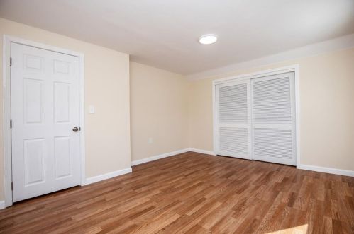 139 Haverhill St, Dracut MA 01826-5637 exterior