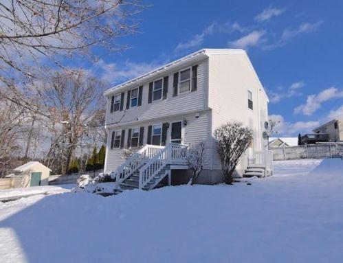 35 Bridgham St, Methuen, MA 01844-1505