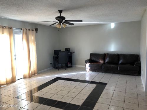 4036 76 Ave, Phoenix AZ 85033-1237 exterior