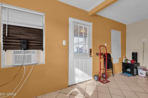 2416 Coolidge St, Phoenix AZ 85015-4016 exterior