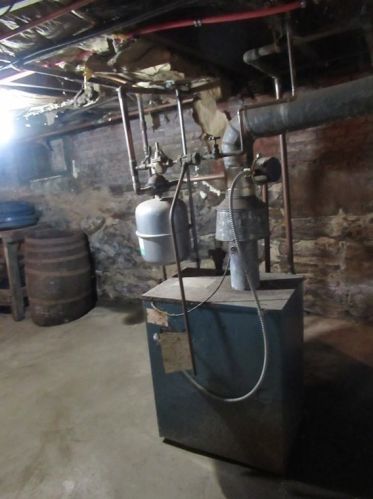 4 Doane St, Worcester MA 01607-1108 exterior