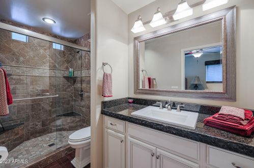 442 20 Ave, Phoenix AZ 85021-6964 exterior