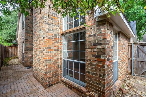 14593 Parker Ct, Addison TX 75001-7971 exterior