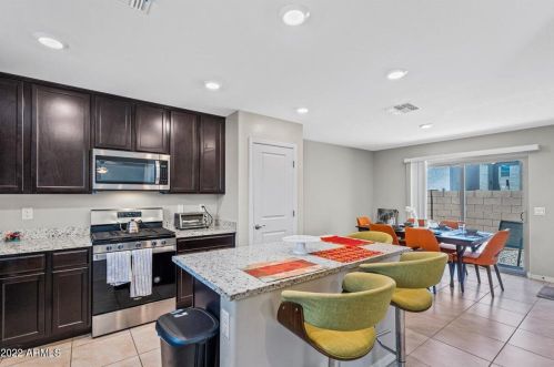 3941 79th Ln, Phoenix AZ  85043 exterior