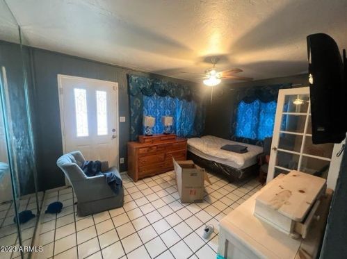 1832 38 Dr, Phoenix AZ 85053-3733 exterior