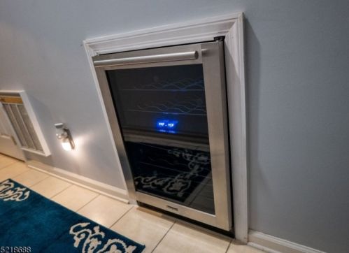 204 Olivio Dr, Belleville NJ  07109-5352 exterior