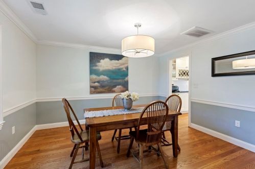 82 Day St, Newton MA 02466-2906 exterior