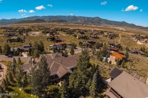 2727 Westview Trl, Park City UT 84098-6342 exterior