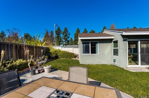 4042 Glenwood St, Irvine CA 92604-2223 exterior