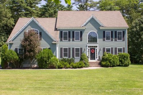 48 Barnstable Rd, Norfolk, MA 02056-1816