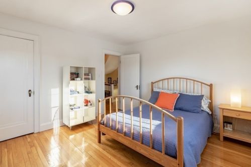 2 Bonad Rd, Milton MA 02186-3212 exterior