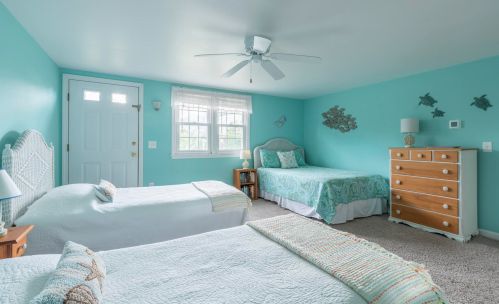 49 Toms Way, Chatham MA 02633-1056 exterior