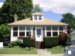 25 Dana Rd, Newton, MA 02465-1144