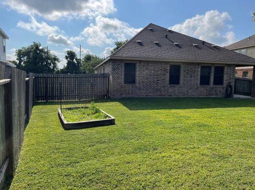 5906 Carnaby Ln, Richmond TX  77471-4499 exterior