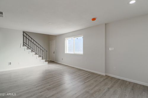 6002 44th St, Phoenix AZ 85032-4202 exterior