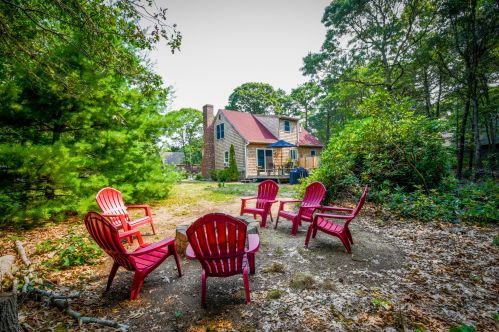 40 Fairview Ave, Eastham MA  02642-2239 exterior