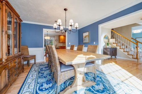 1 Eric Rd, Norfolk MA 02056-1914 exterior