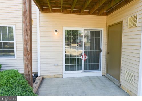 1430 Tristram Cir, West Deptford NJ 08051-2265 exterior