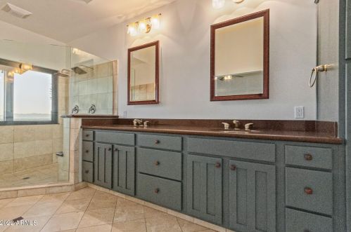 21 Beryl Ave, Phoenix AZ  85021-2480 exterior