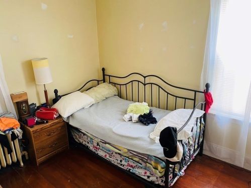 59 Briggs St, New Bedford MA 02740-3203 exterior