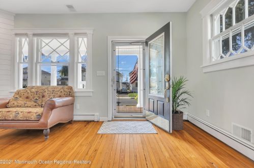 119 Pearl St, Tinton Falls NJ 07701-1522 exterior