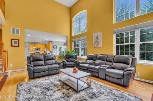 12 Swallow Tail Ct, Jackson Twp NJ 08527-2872 exterior