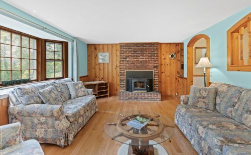 45 Mdw Vw Rd, Chatham MA 02633-2618 exterior