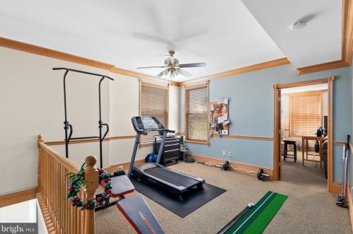 48 Newton Ave, West Deptford NJ 08096-4610 exterior