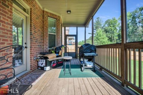 176 Way Point Dr, Stockbridge GA 30281-4050 exterior