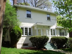 16 Avondale Rd, Newton, MA 02459-1619