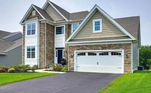 49 Pine Tree Dr, Methuen MA 01844-1268 exterior