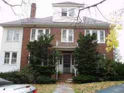 19 Holland St, Newton, MA 02458-1820