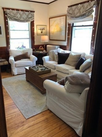 135 South St, Hingham MA 02043-2423 exterior