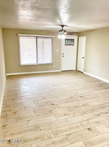 1620 57 Dr, Phoenix AZ 85031-1835 exterior