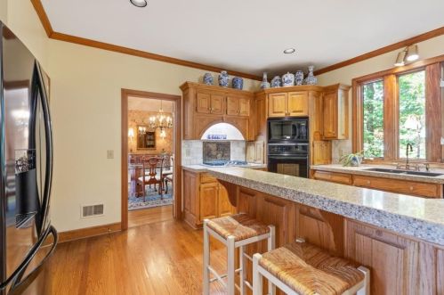 5426 Brooke Farm Dr, Atlanta GA 30338-3151 exterior