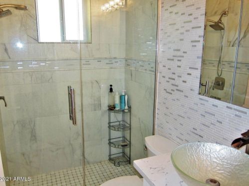 3634 Charter Oak Rd, Phoenix AZ 85032-7452 exterior