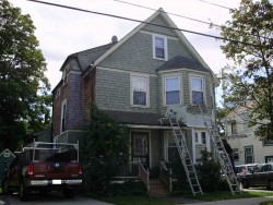 64 River St, Newton, MA 02465-1854