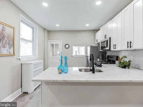 4932 8th St, Philadelphia PA 19120-3710 exterior