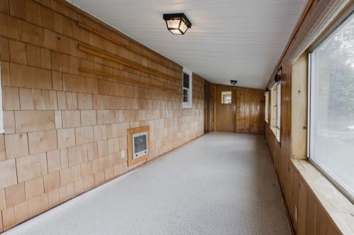 61 Derby St, Worcester MA 01604-3940 exterior